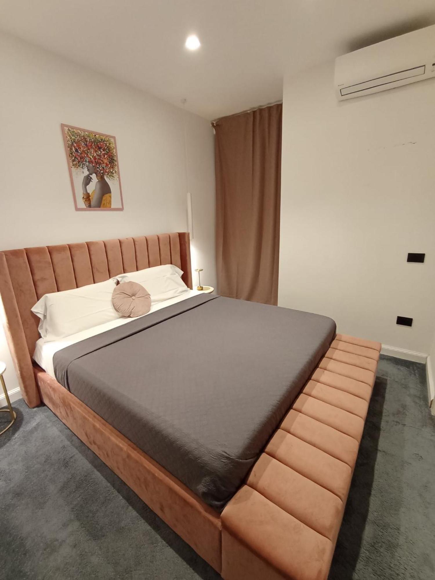 President Plaza Vip Suite Spa By Babylon Stay Neapol Zewnętrze zdjęcie