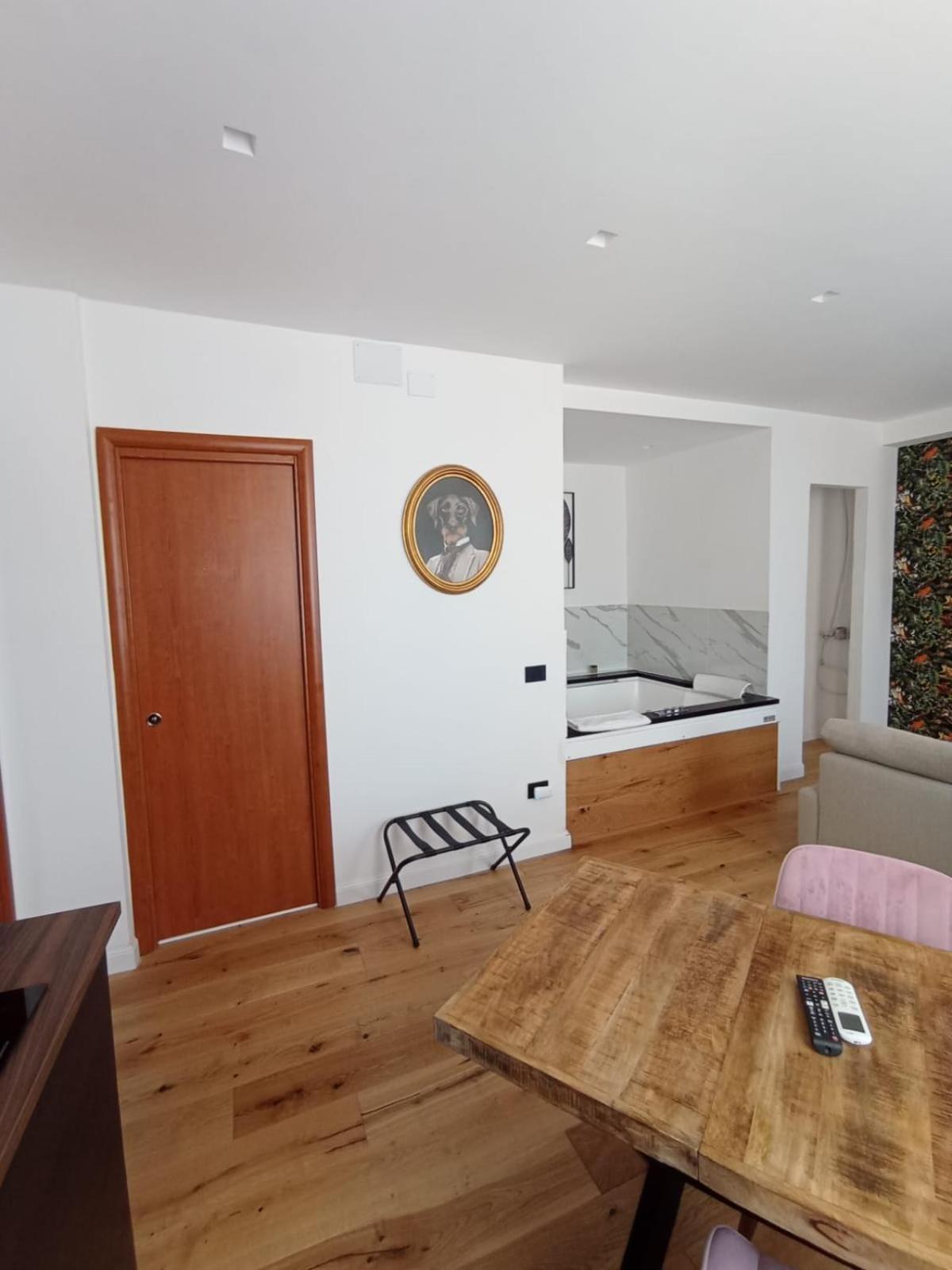 President Plaza Vip Suite Spa By Babylon Stay Neapol Zewnętrze zdjęcie