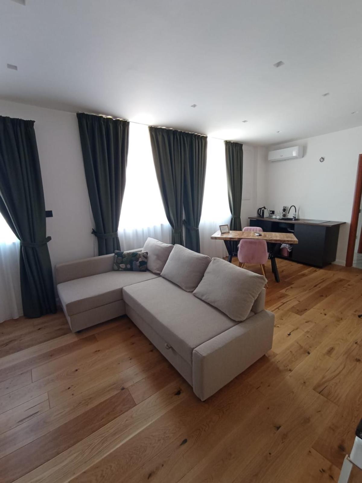 President Plaza Vip Suite Spa By Babylon Stay Neapol Zewnętrze zdjęcie